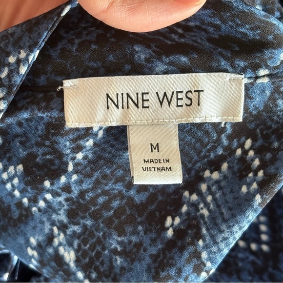 Nine West Women's Blue Snake Print Tie Neck Tunic Blouse Shirt Top M - Picture 8 of 11